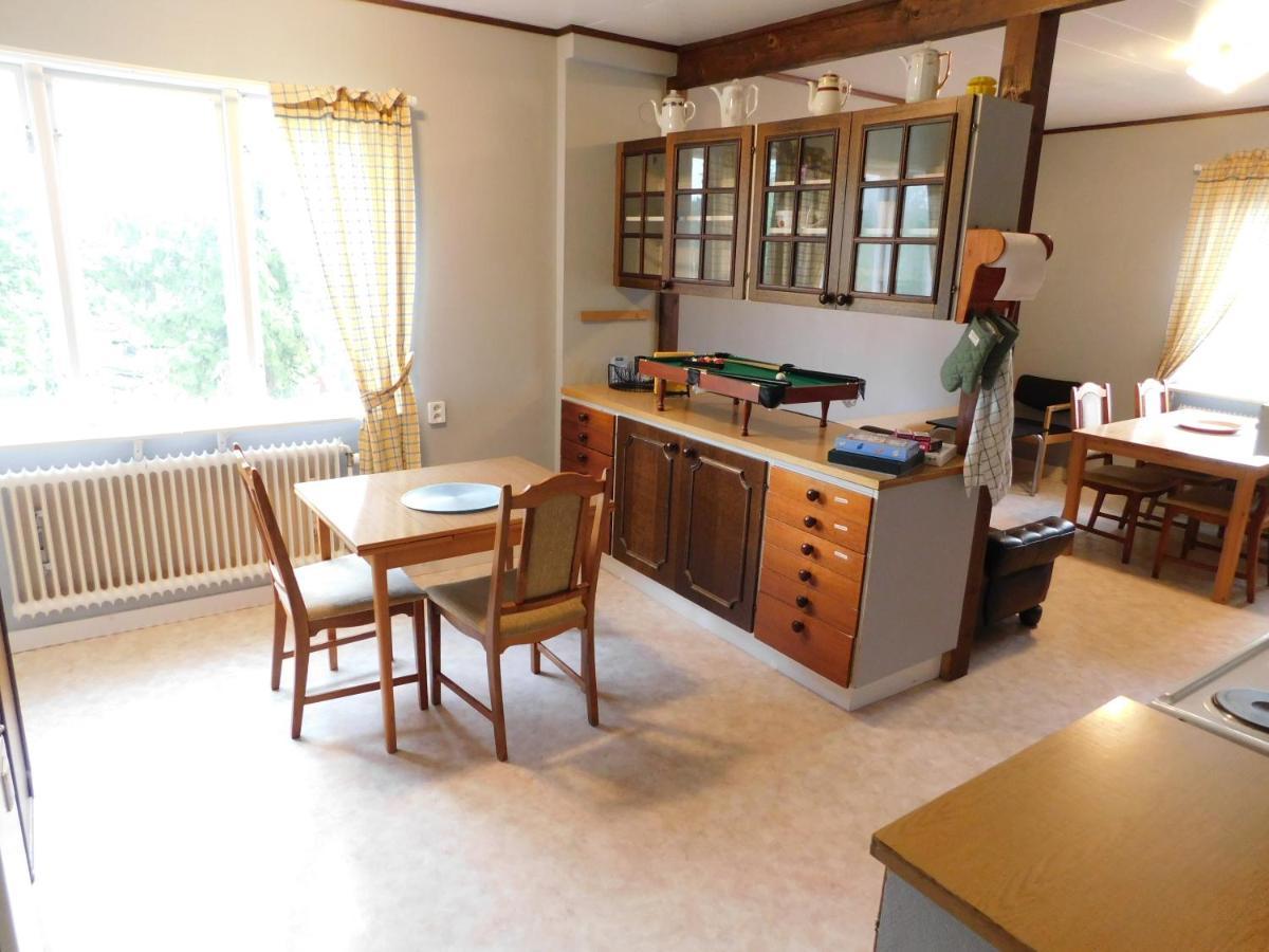 Solgården Vandrarhem Hostal B&B Blackstad Exteriör bild